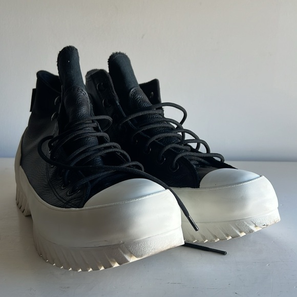 Converse Chuck Taylor All Star Lugged Mid Sneaker Boot Black & White Men Sz 10 - Picture 4 of 13